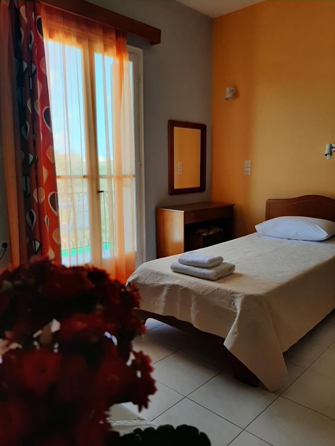 Ammousa Hotel Apartments Lixouri Bagian luar foto